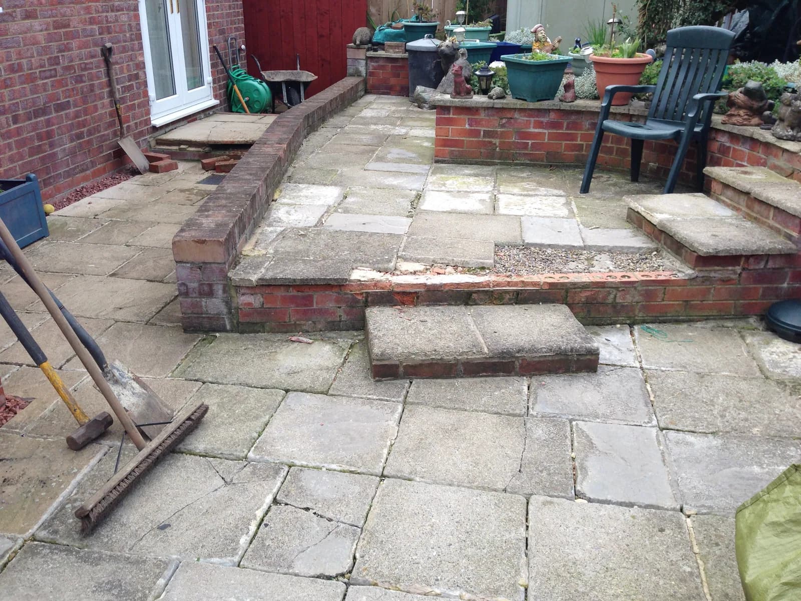 Old patio steps and low wall before the Burnham-on-Sea block paving project
