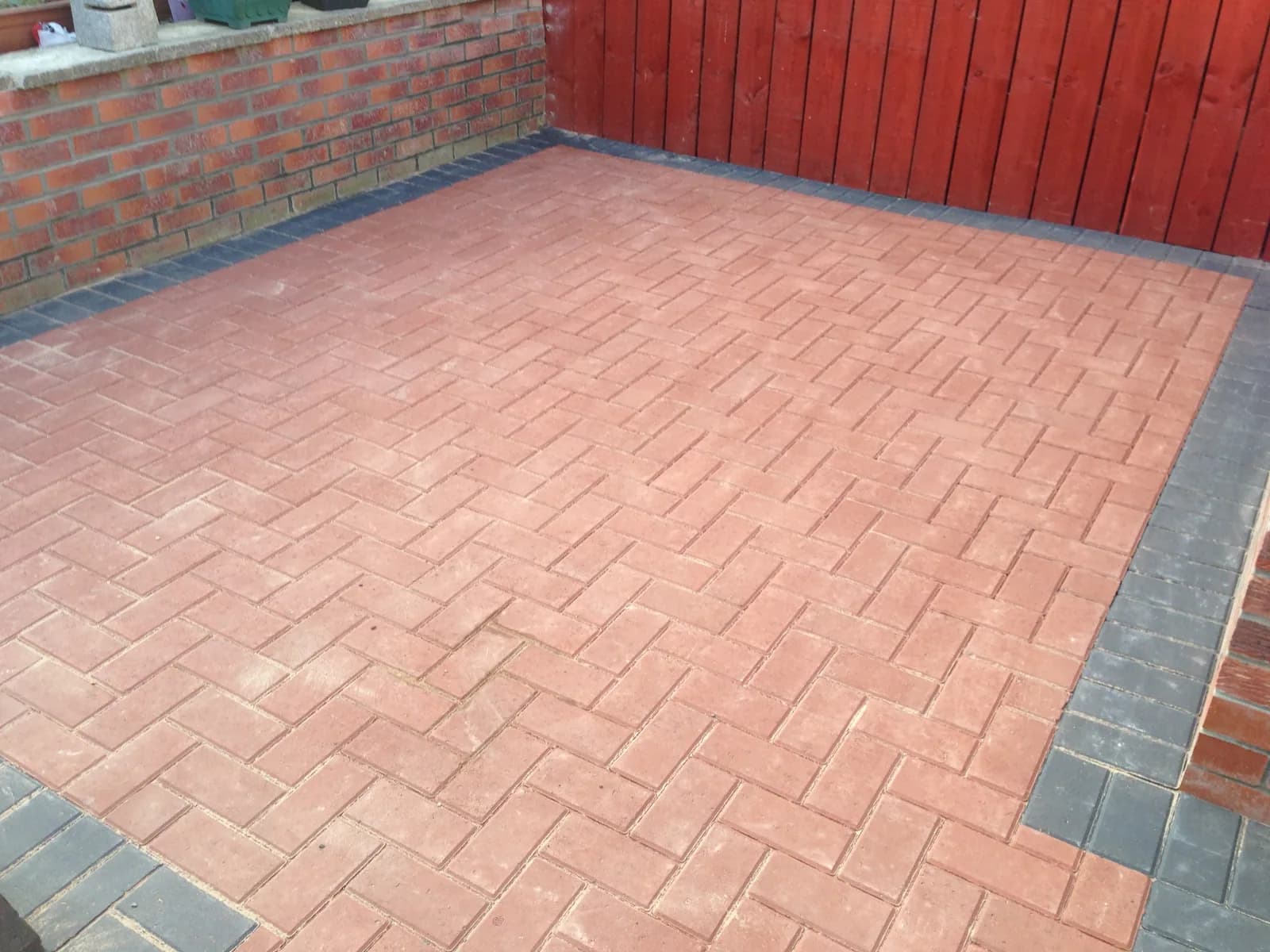 Finished block paving patio in Burnham-on-Sea with brindle paviors and charcoal border