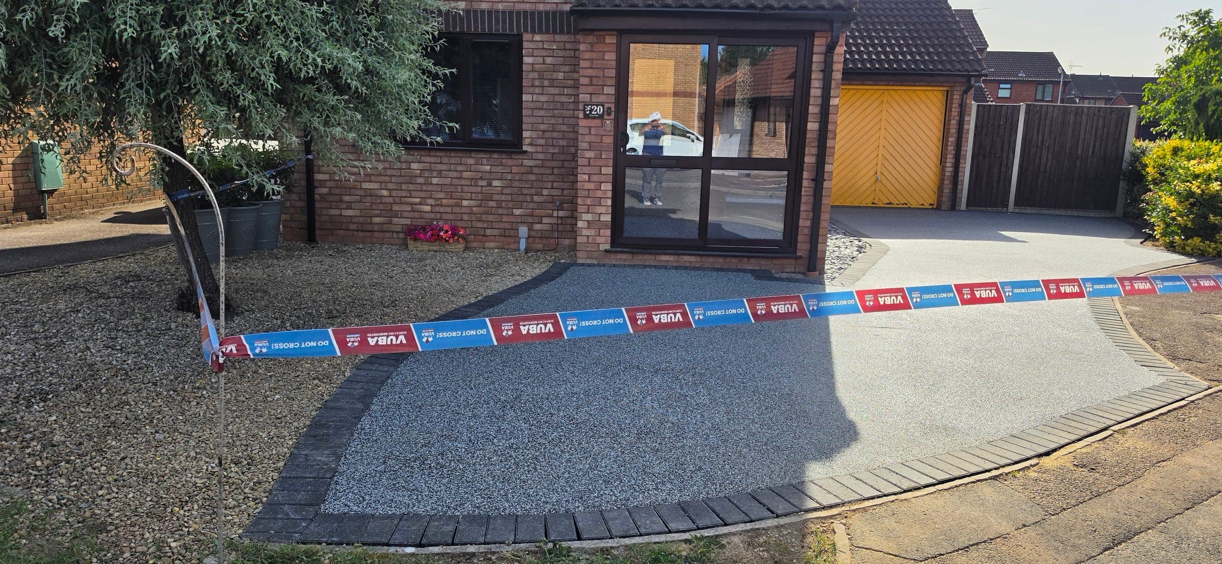 New Palazzo resin driveway with charcoal block border - overhead view, Taunton