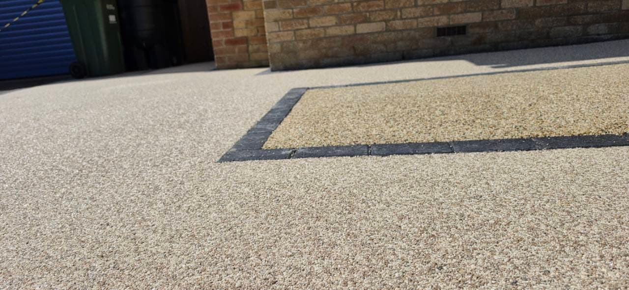 Close detail of the two resin blends and charcoal block pattern